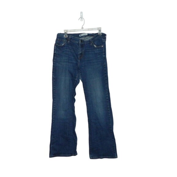 2 for / $30 Levi's Strauss Distressed Blue Wash Curvy Bootcut Leg Jeans Size 16M - Picture 2 of 7